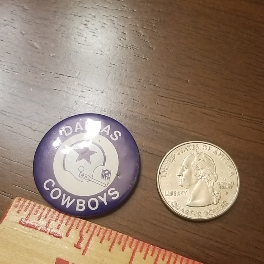Vintage Dallas Cowboys Pin 🏈🏈🏈 - Picture 3 of 3